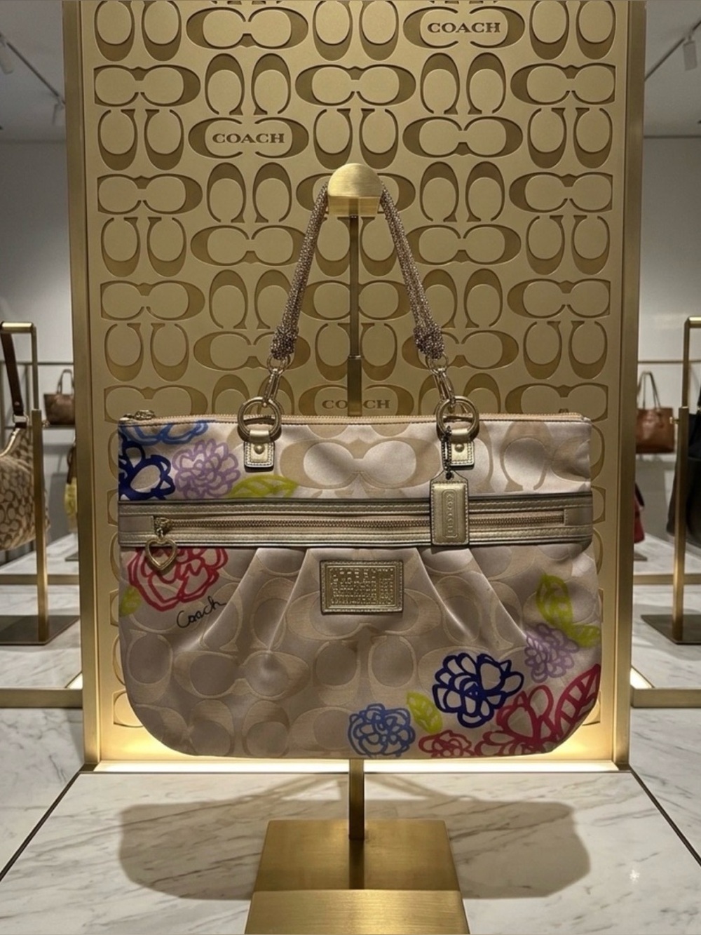 Coach Poppy Daisey Floral Signature Glam Tote in Beige & Gold